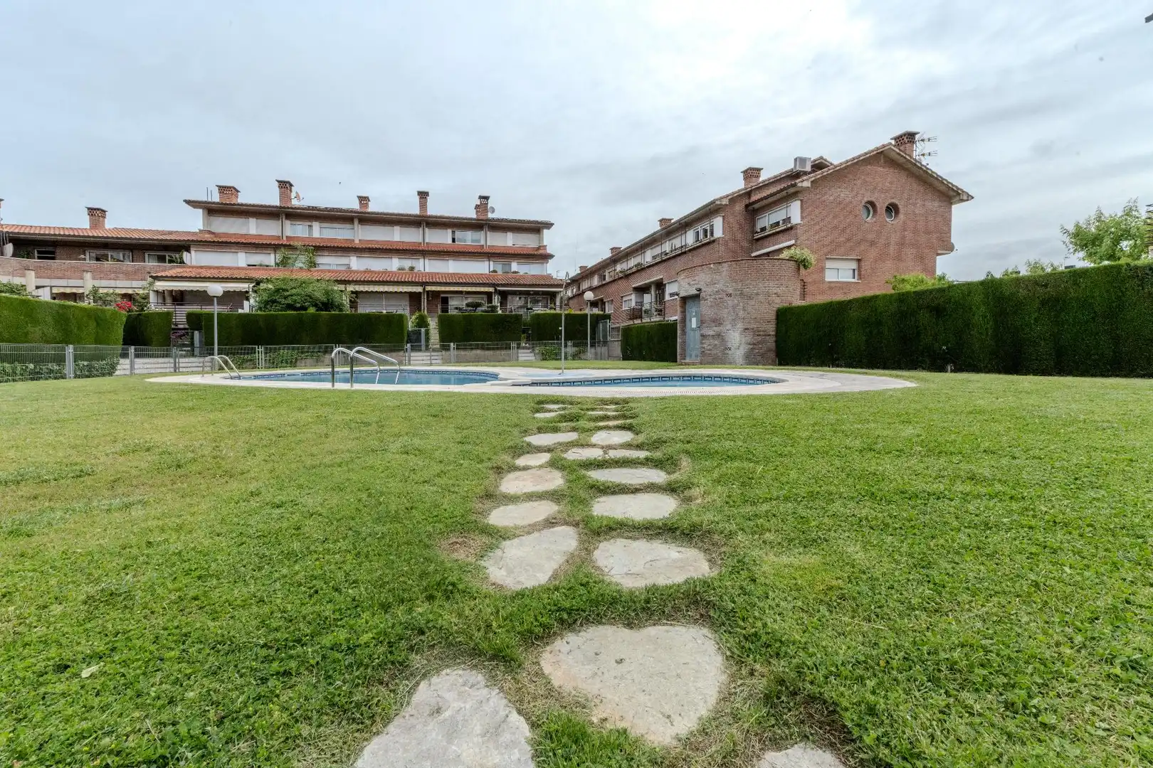 Jardí de Casa o xalet en venda en Castellar del Vallès amb Aire condicionat, Calefacció i Jardí privat