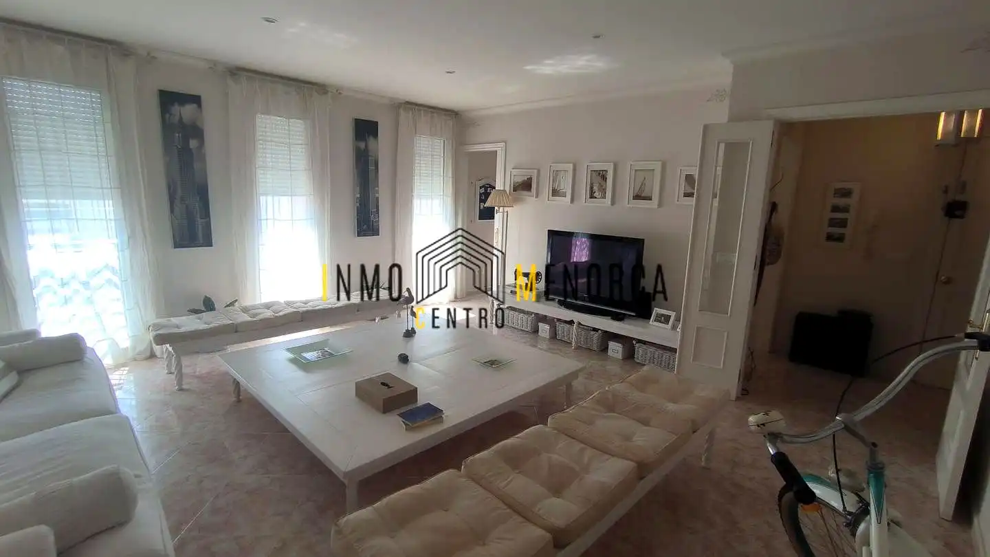 Sala d'estar de Pis en venda en Ciutadella de Menorca amb Aire condicionat