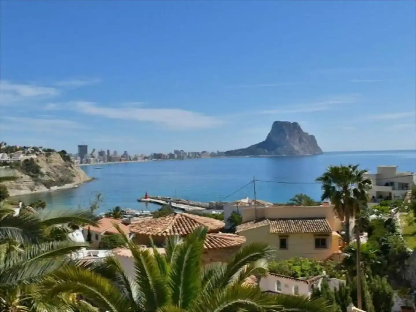 Vista exterior de Casa o xalet de lloguer en Calpe / Calp amb Aire condicionat, Jardí privat i Traster