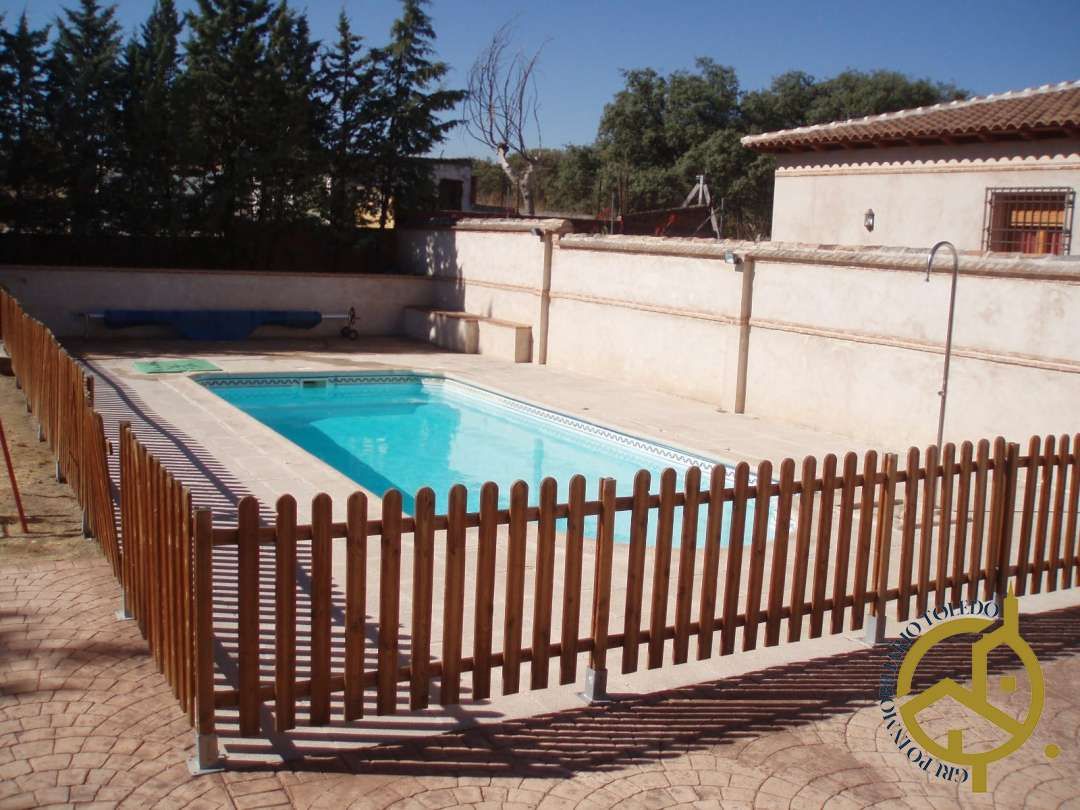 Swimming pool of House or chalet for sale in Nambroca  with Air Conditioner, Heating and Private garden