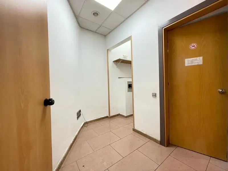 Local comercial en venda a Centre, imagen 13