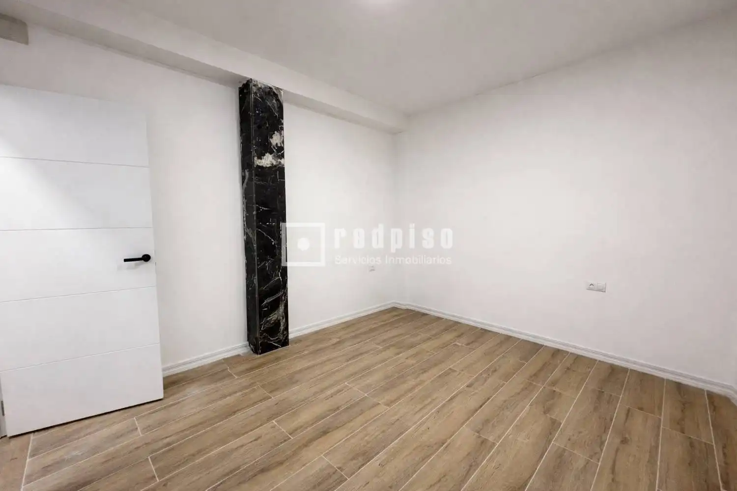 Bedroom of Flat for sale in Málaga