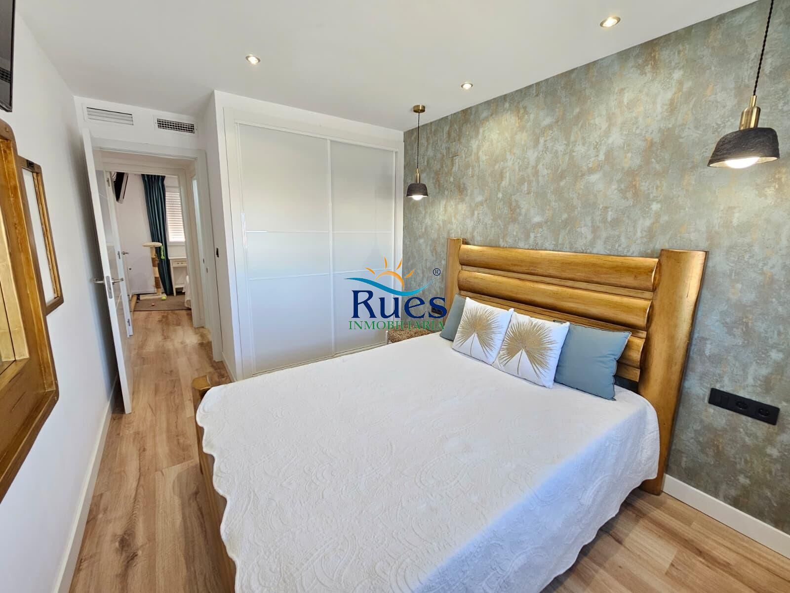 Flat for sale in  PABLO RUIZ PICASO, 2, La Bosca