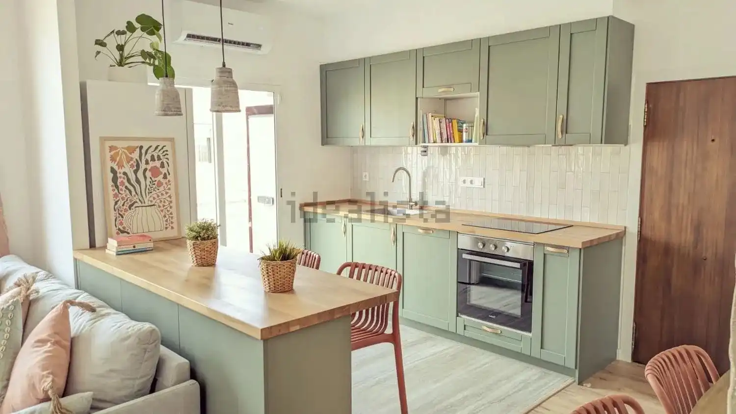 Kitchen of Flat for rent in Valencia  with Air Conditioner, Heating and Furnished