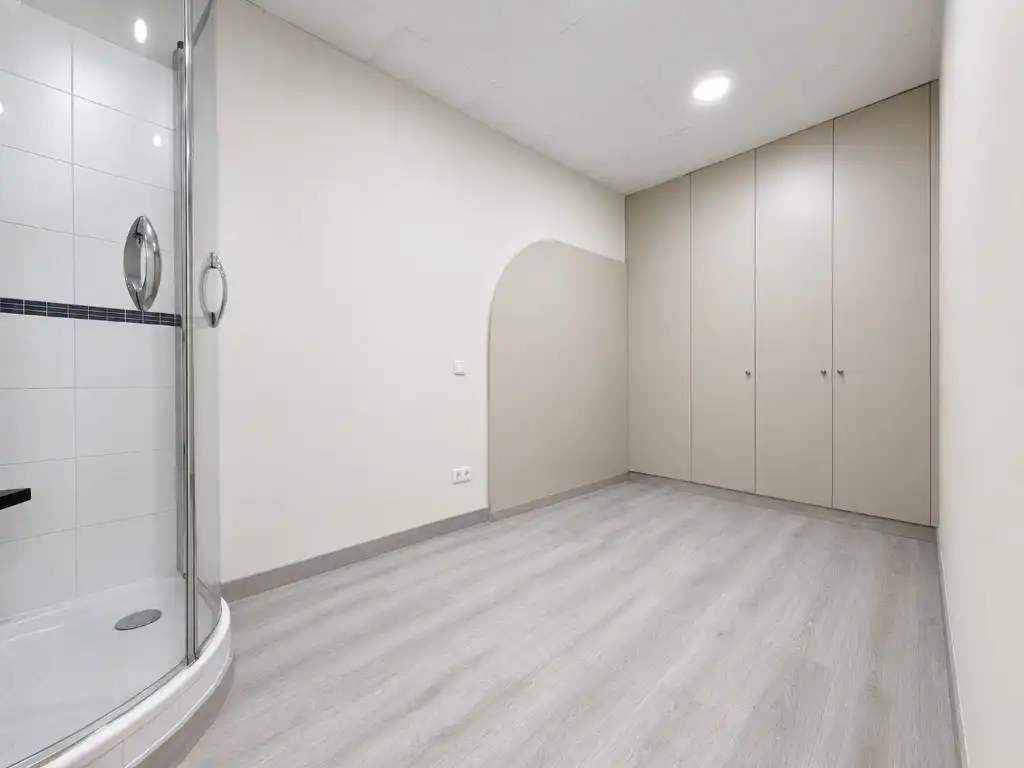 Geschaftsraum zur Miete in Girona