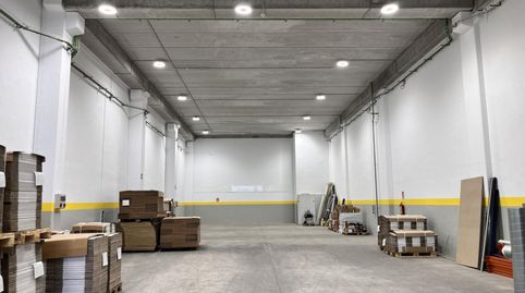 Foto 2 von Fabrikhallen zur Miete in Port, Badalona