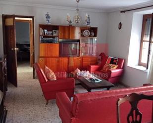 Sala d'estar de Casa o xalet en venda en San Adrián del Valle amb Terrassa