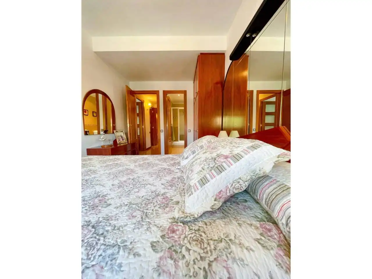 Bedroom of Flat for sale in Cerdanyola del Vallès  with Heating, Furnished and Balcony