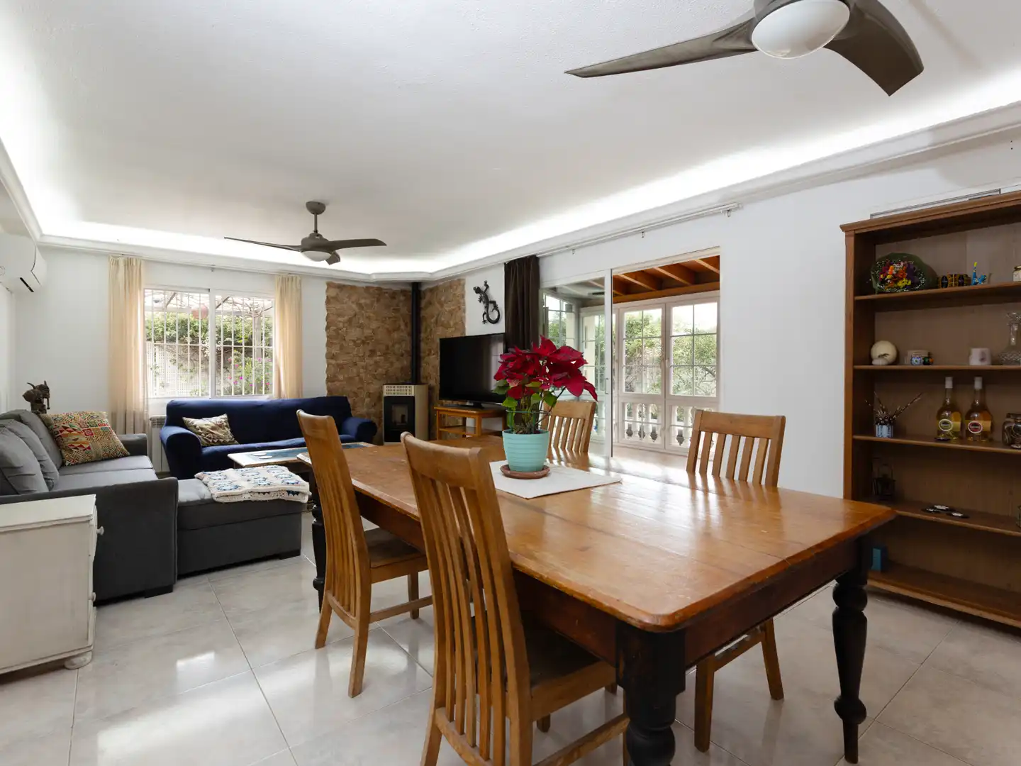 Comedor de Casa o chalet en venta en Calvià con Aire acondicionado, Calefacción y Jardín privado