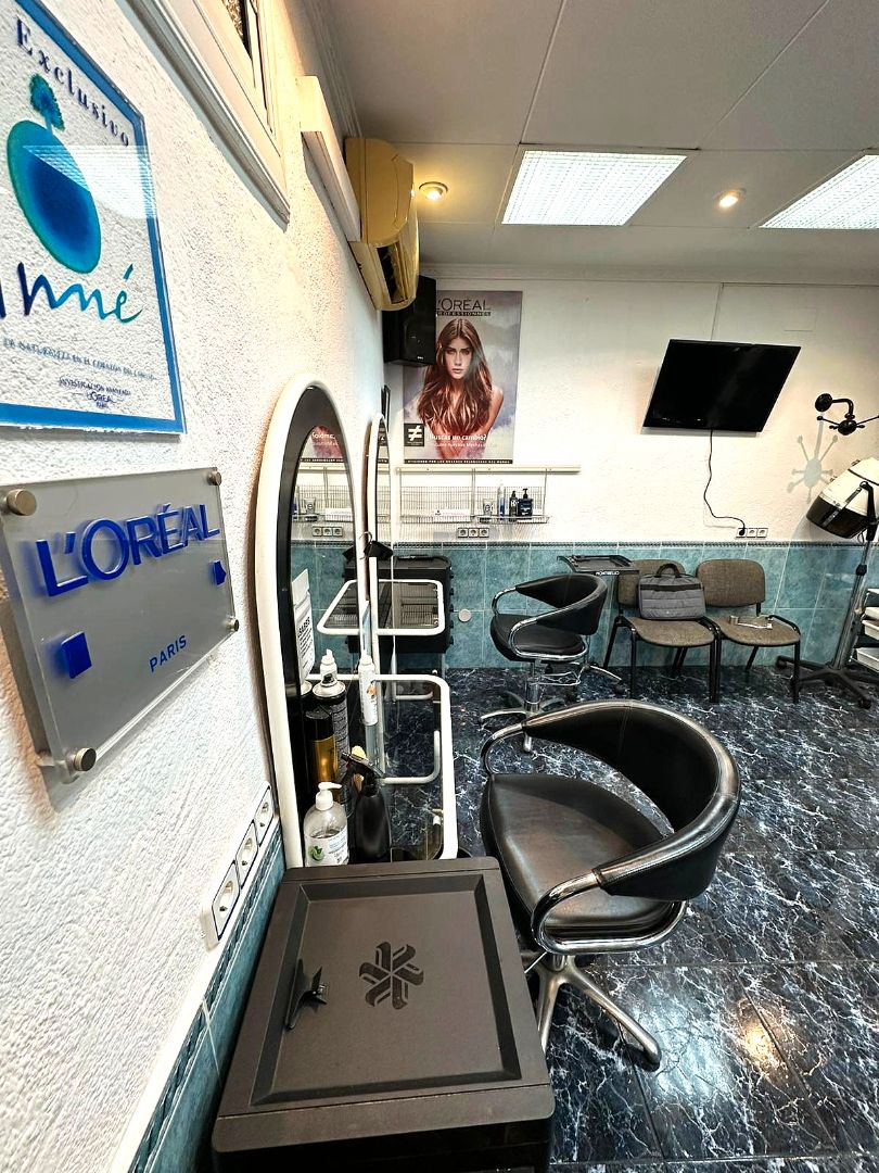 Premises to rent in Badalona  with Air Conditioner, Heating and Furnished