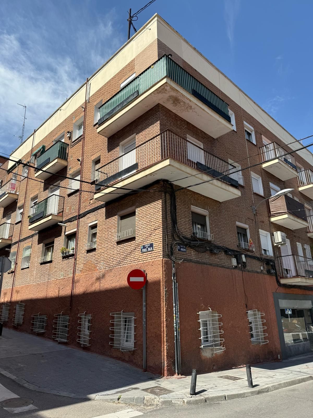 Vista exterior de Piso en venta en  Madrid Capital