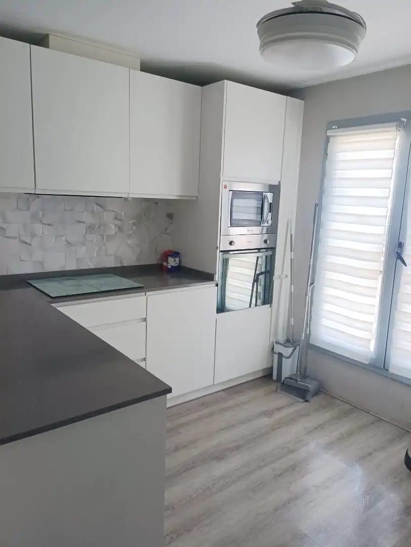 Kitchen of Houses for sale in Sevilla  with Air Conditioner, Private garden and Parquet flooring