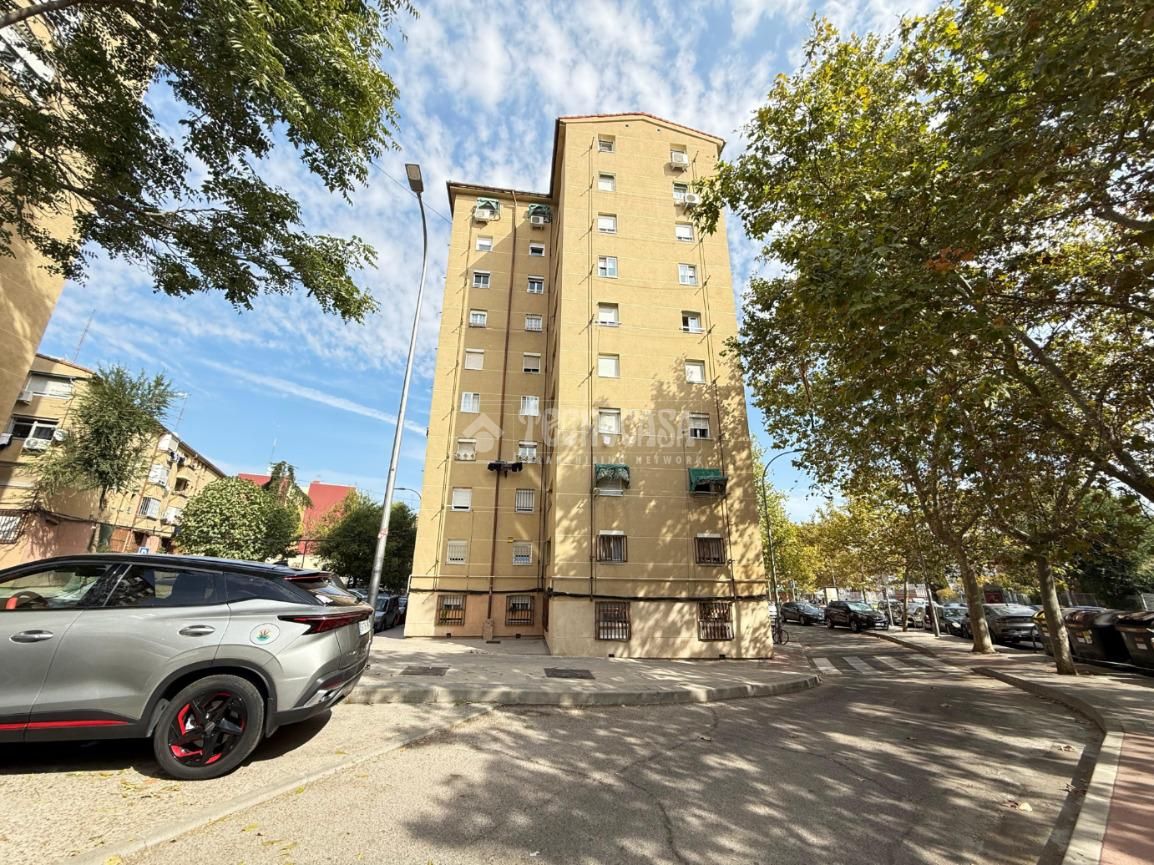 Vista exterior de Pis en venda en  Madrid Capital amb Calefacció