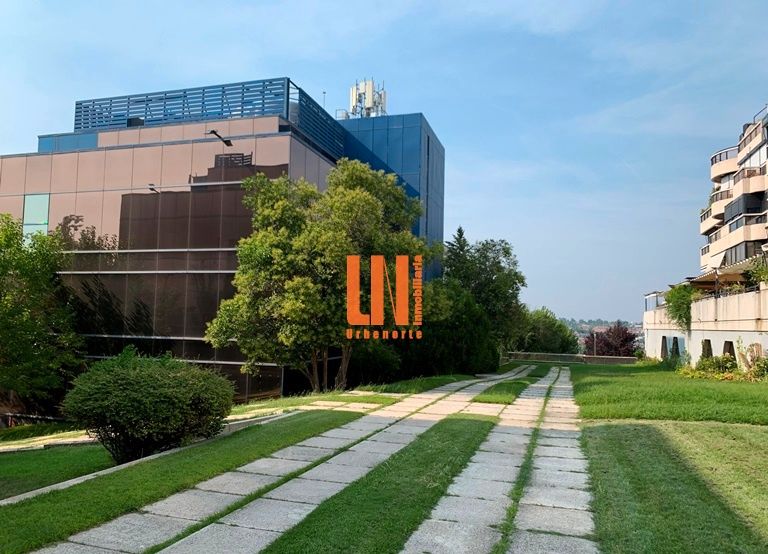 Exterior view of Office to rent in  Madrid Capital  with Air Conditioner, Heating and Storage room