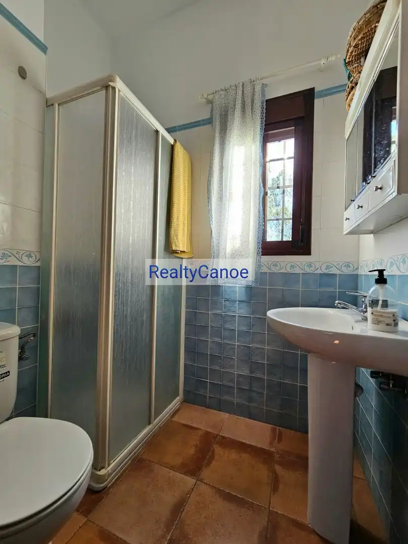 Bany de Casa o xalet en venda en Villamartín amb Jardí privat i Traster