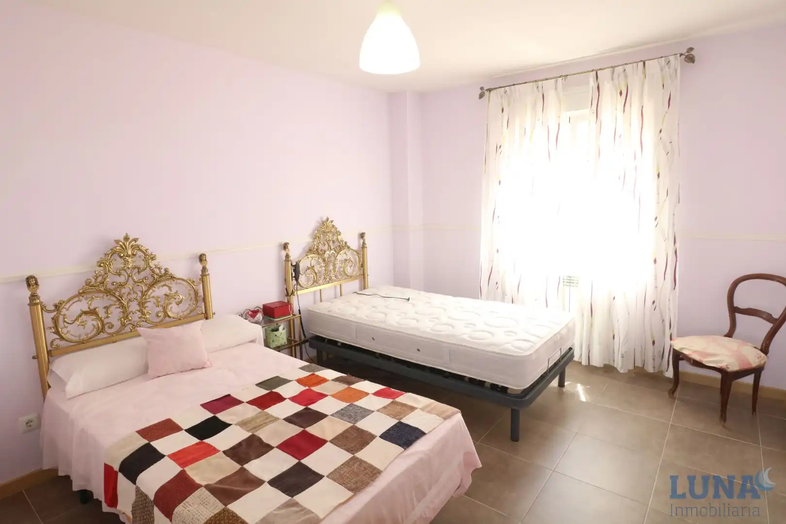 Schlafzimmer von Wohnung zum Verkauf in Parla mit Klimaanlage und Heizung