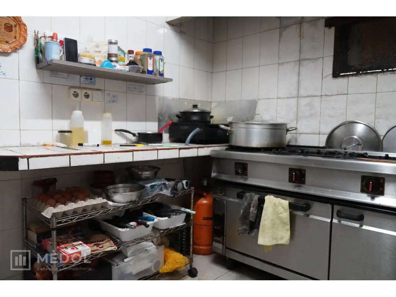 Cocina de Local de alquiler en El Catllar 