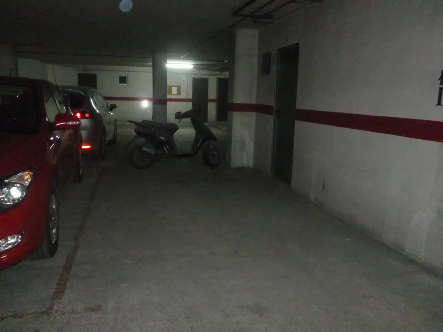Einzelparkplatz zum Verkauf in Sant Josep - Zona Hospital, imagen 2