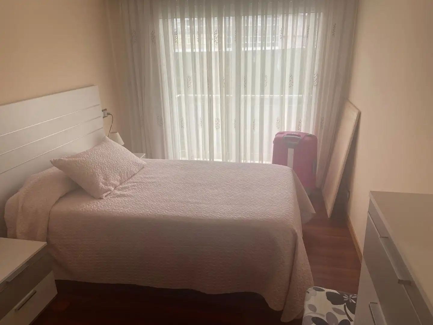Habitación de Apartamento de alquiler en Lalín