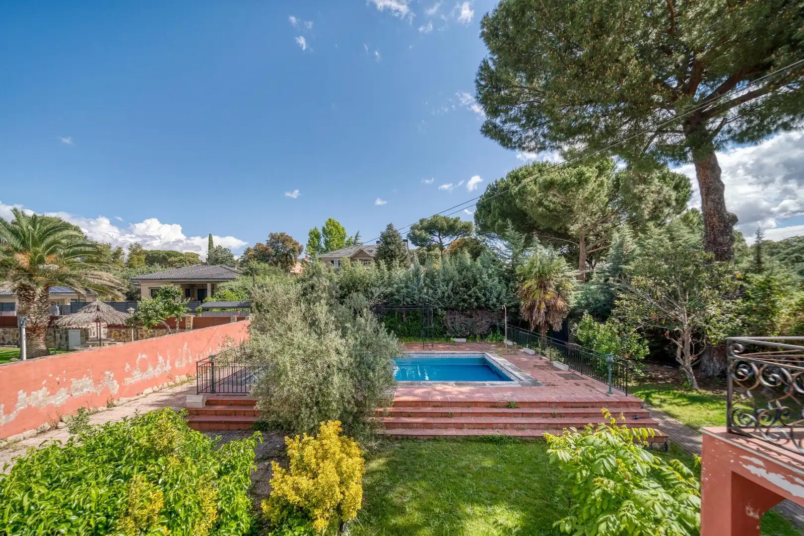 Jardí de Casa o xalet en venda en Villanueva de la Cañada amb Calefacció, Jardí privat i Terrassa