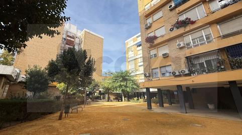 Photo 2 of Flat for sale in Avenida Cruz del Campo, Barrio del Nervión,  Sevilla Capital