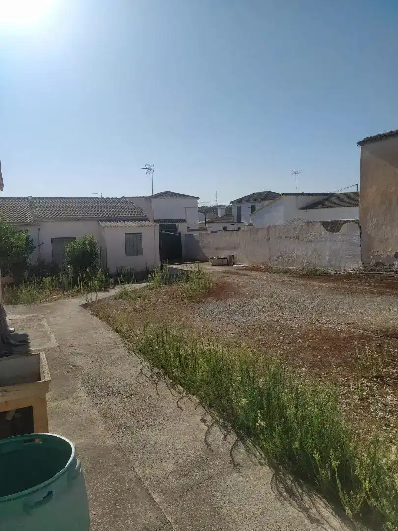 Casa adosada en venda en Láchar