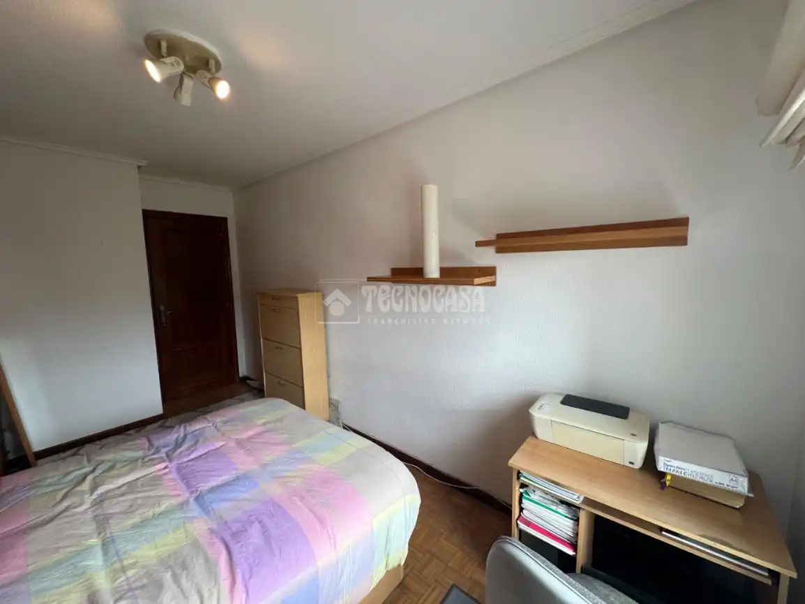 Habitación de Piso en venta en Santander con Calefacción