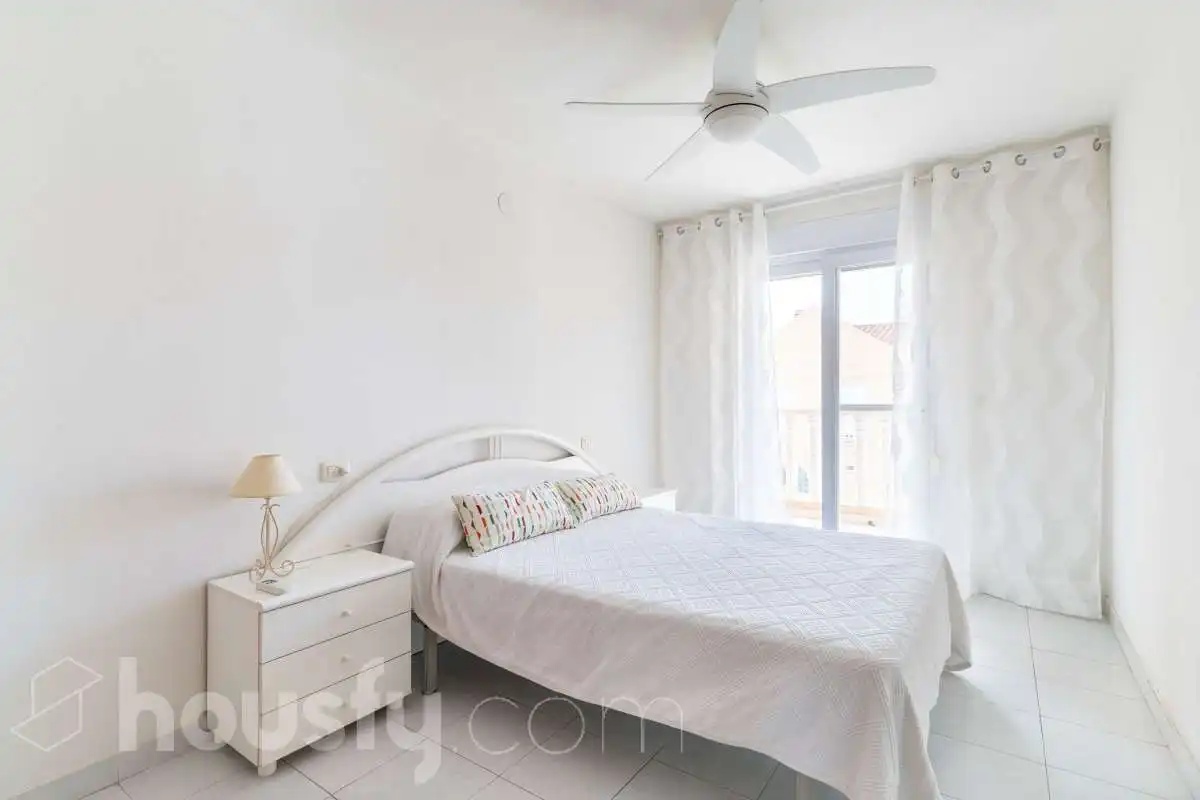 Bedroom of Detached homes for rent in Benicasim / Benicàssim  with Air Conditioner, Heating and Terrace