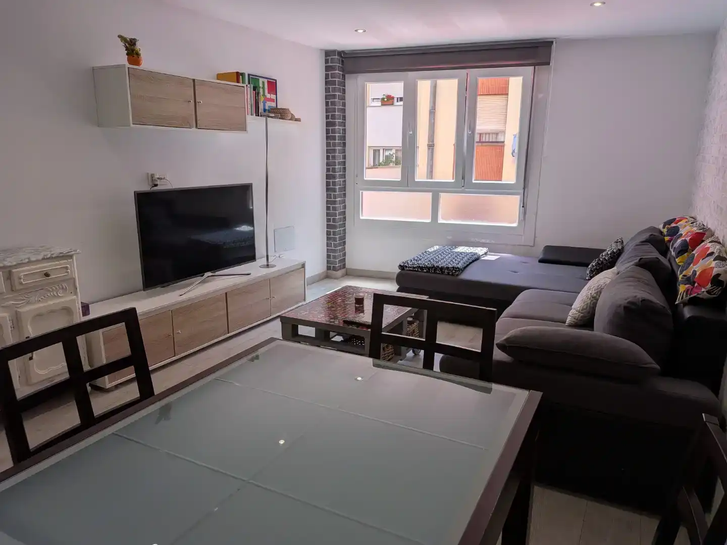 Wohnzimmer von Wohnung zur Miete in Gozón