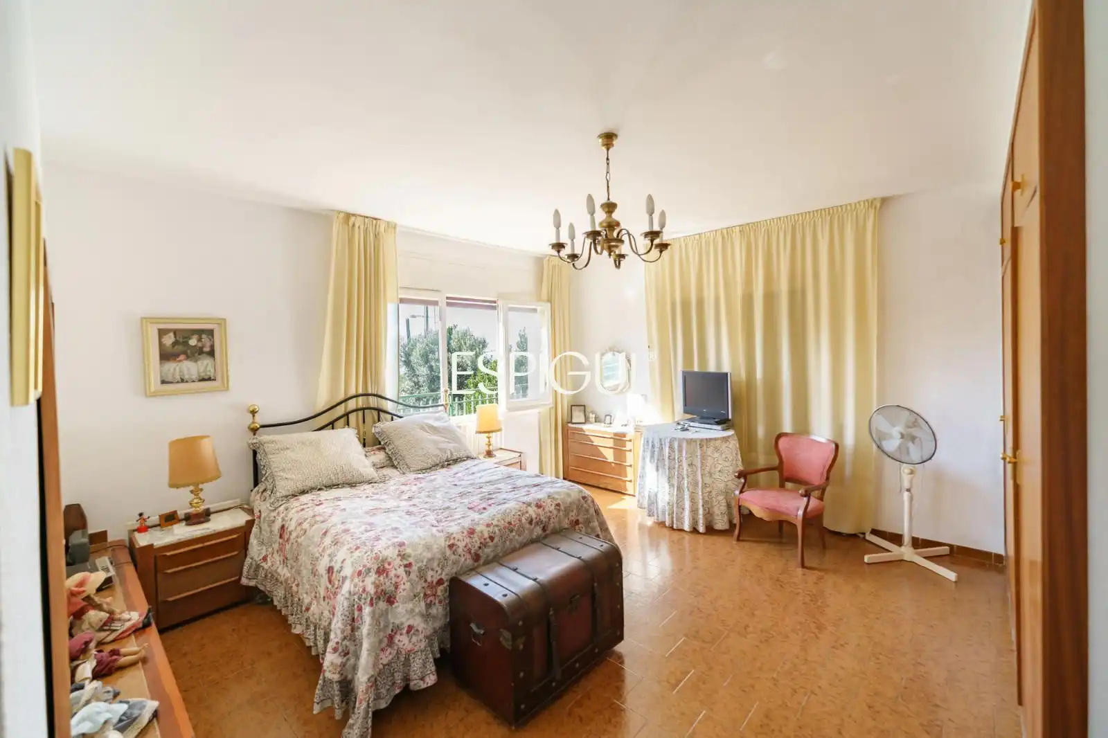 Casa amb terrassa en venda a Comtal, imagen 33