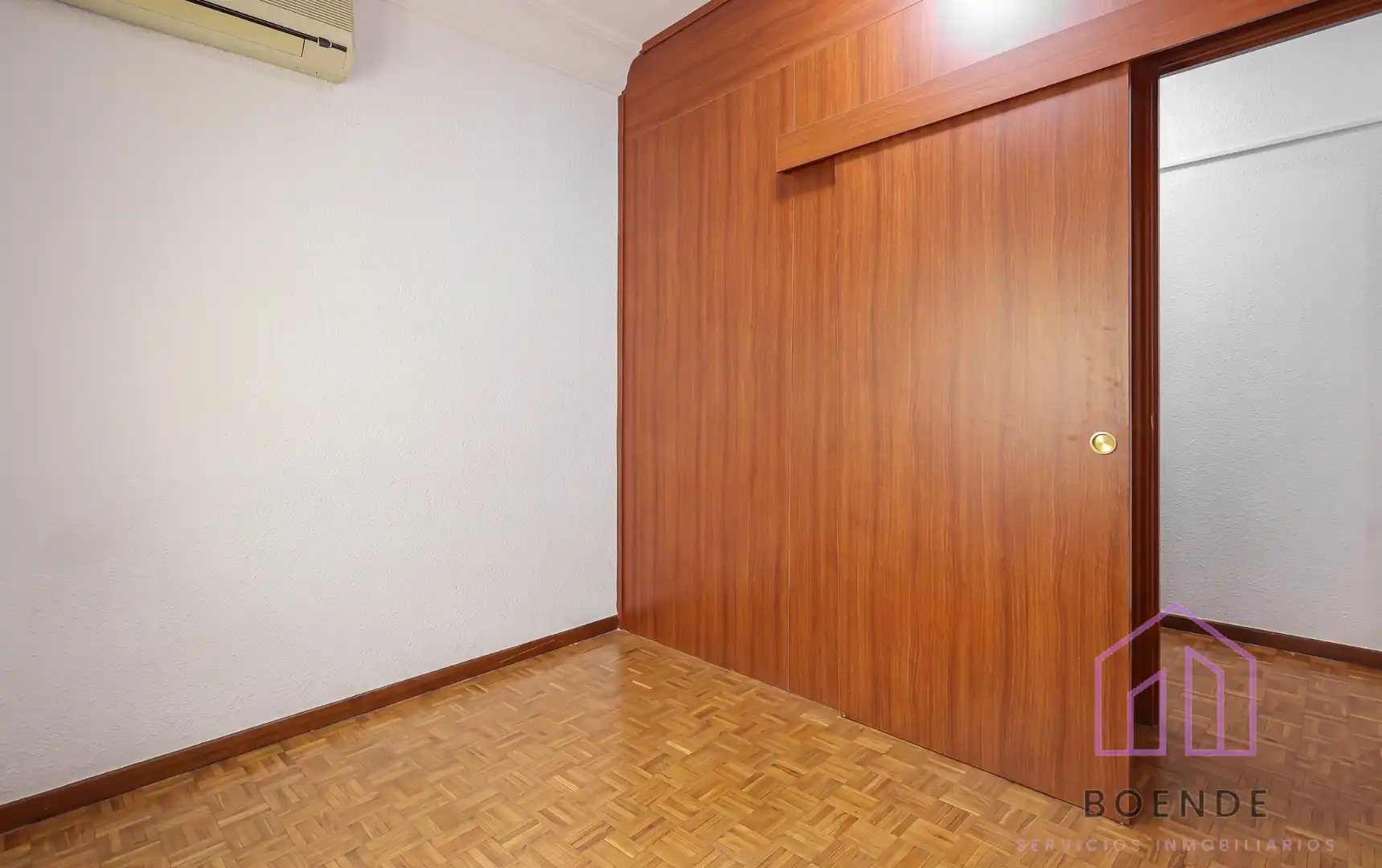 Flat for sale in Madrid  with Air Conditioner, Heating and Parquet flooring