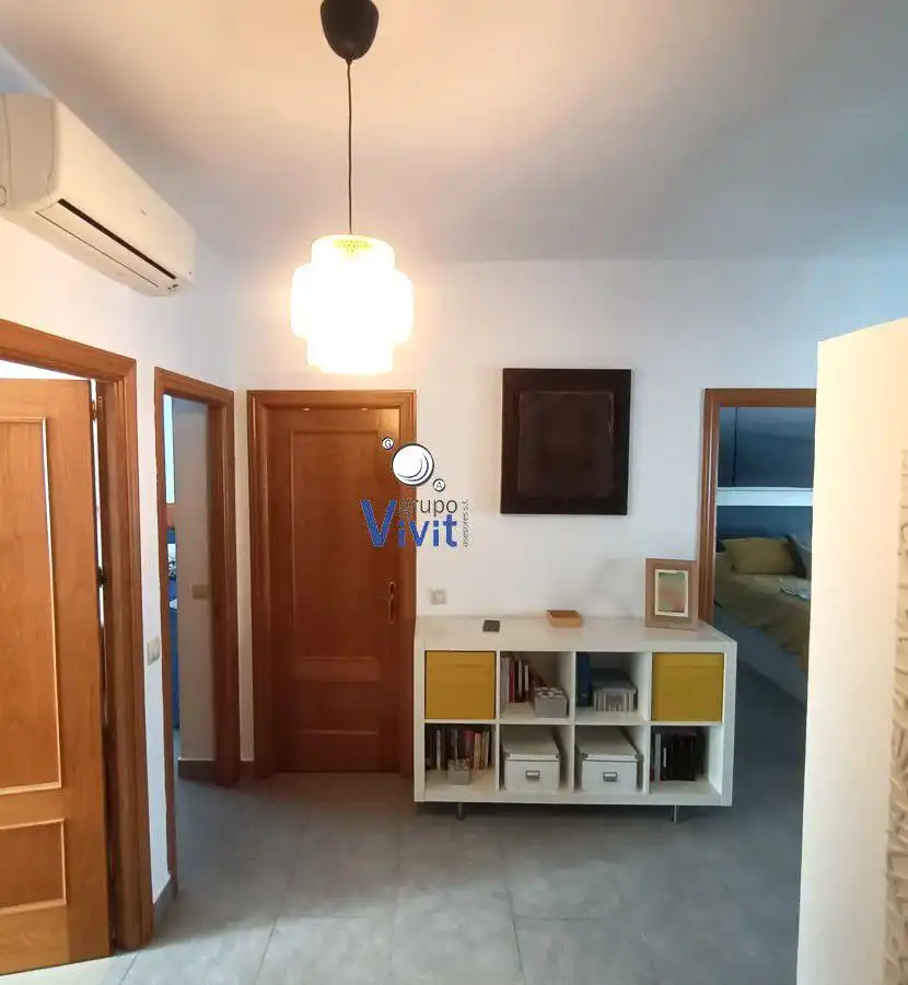 Wohnung zum Verkauf in Alcalá de Guadaira mit Klimaanlage und Balkon