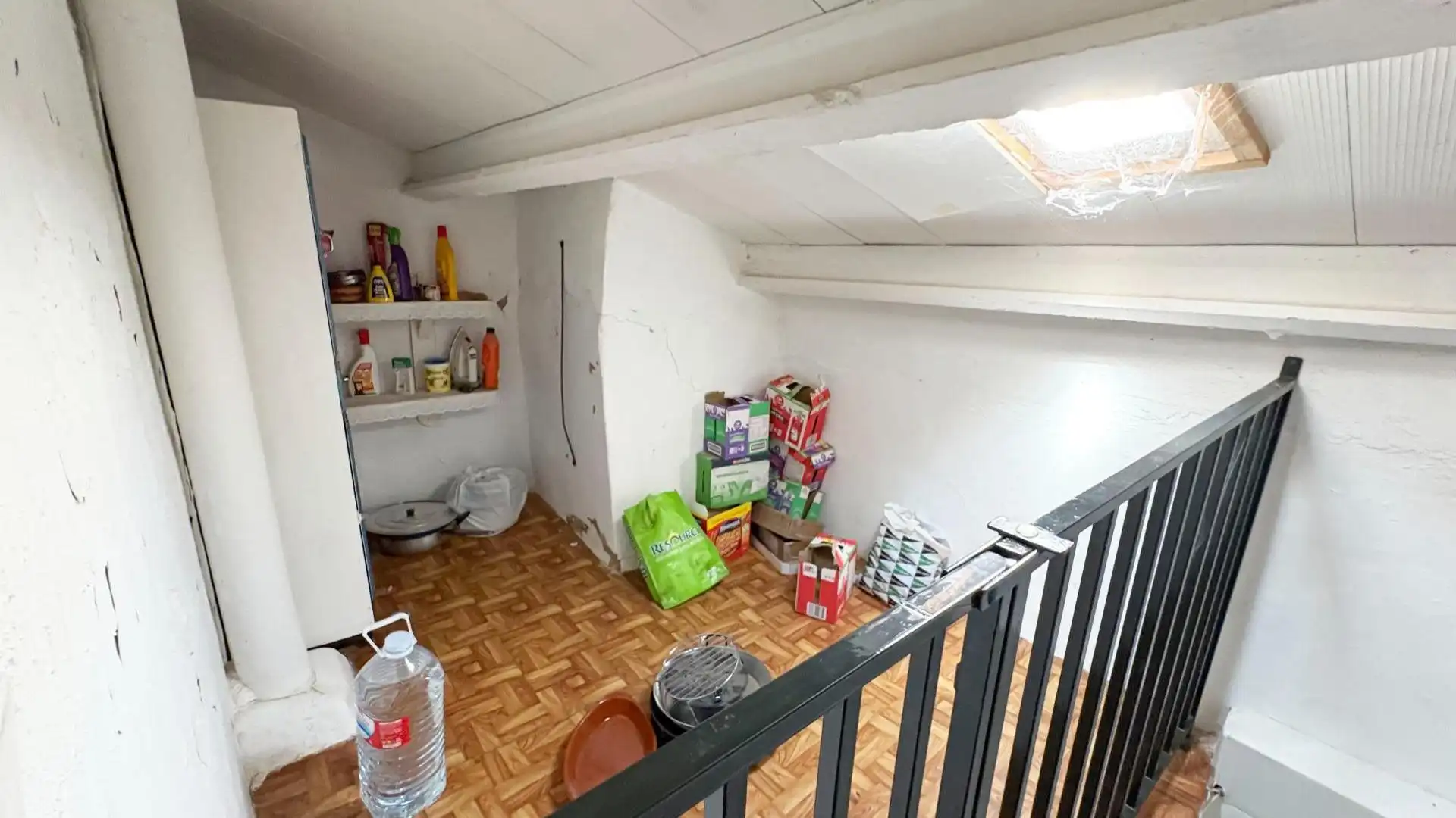 Casa o xalet en venda en Pedrosillo de los Aires amb Calefacció i Moblat
