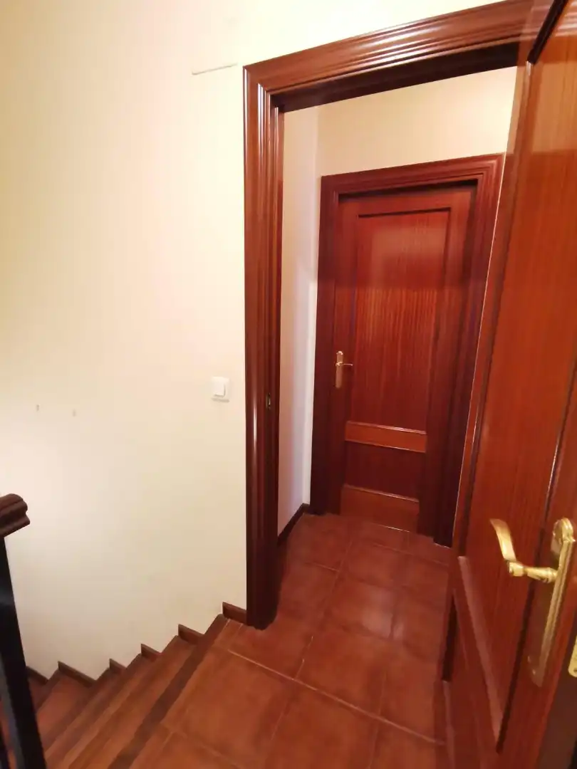 Casa adosada en venta en Castro-Urdiales con Calefacción, Jardín privado y Amueblado