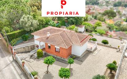 Vista exterior de Casa o xalet en venda en Sant Vicenç Dels Horts amb Calefacció, Jardí privat i Terrassa