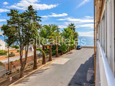 Apartament amb ascensor en venda a Cap-negret