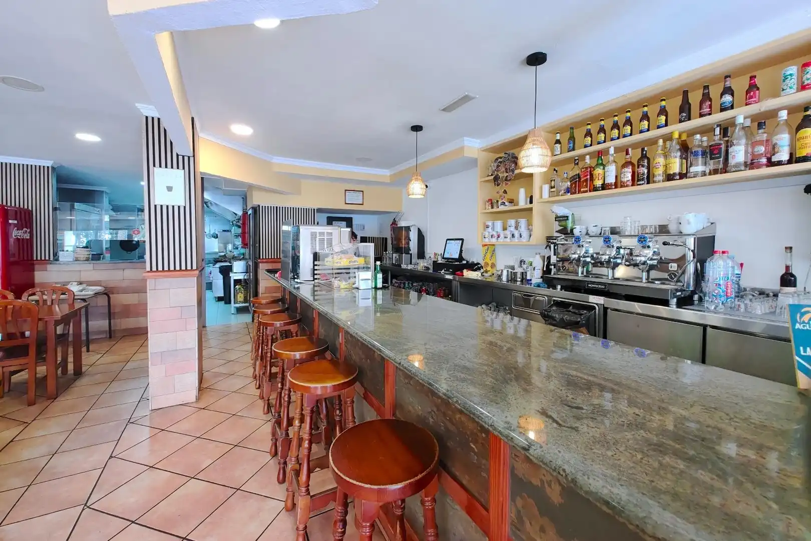 Local de alquiler en Las Palmas de Gran Canaria con Amueblado