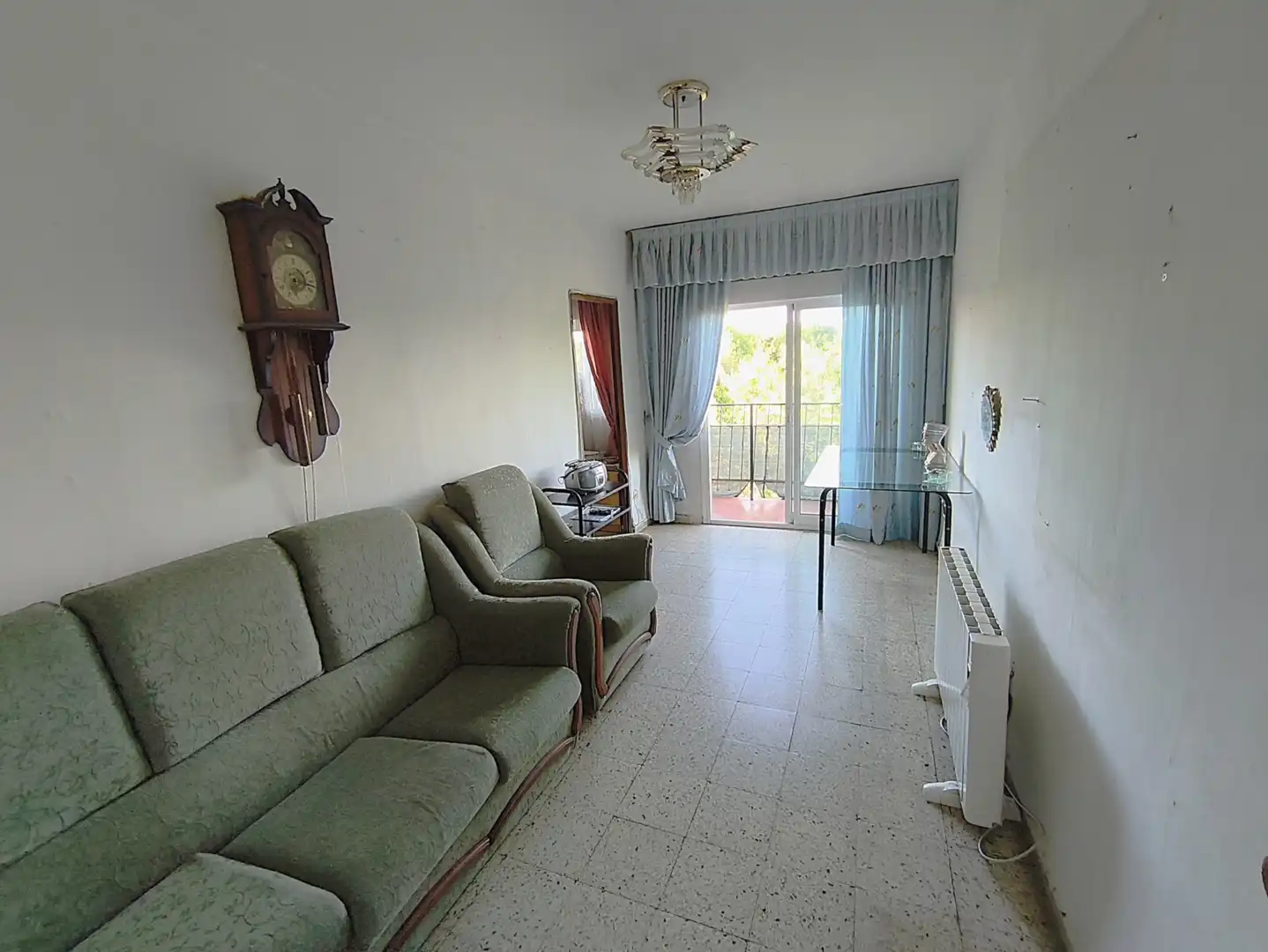 Living room of Flat for sale in Madrid  with Heating, Terrace and Furnished