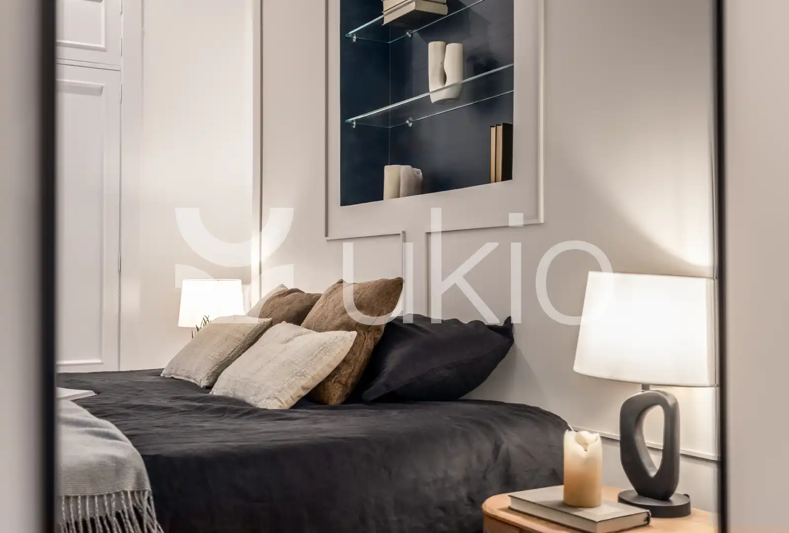 Habitación de Apartamento de alquiler en Madrid con Aire acondicionado, Calefacción y Amueblado