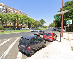 Vista exterior de Pis en venda en  Sevilla Capital