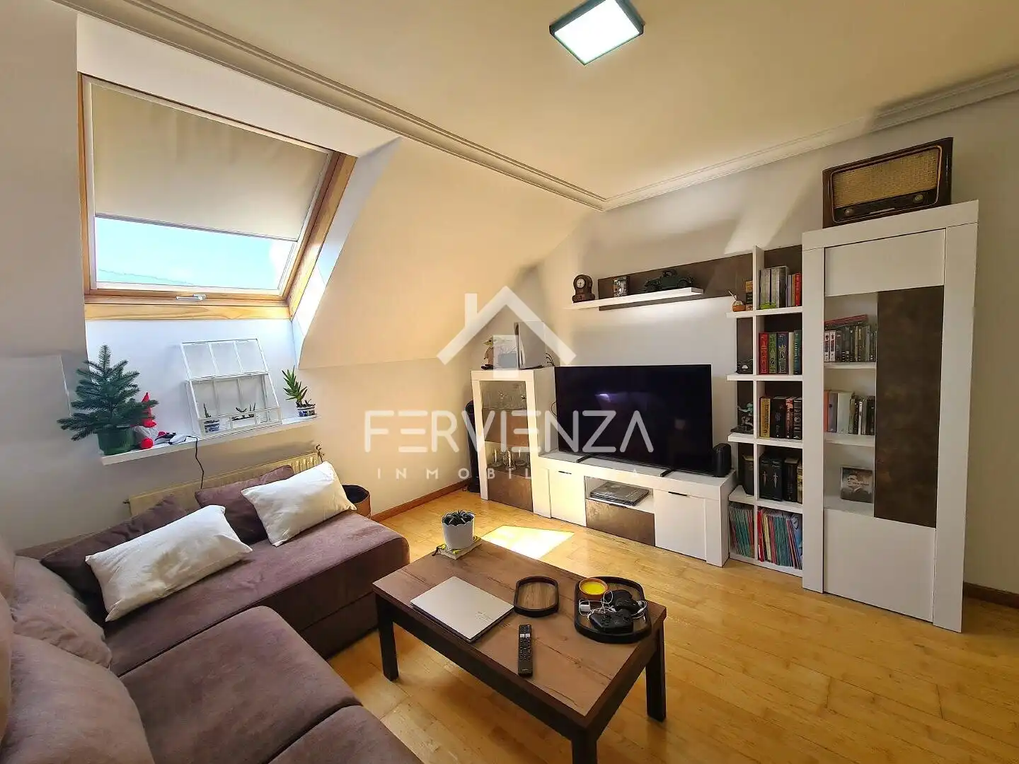 Sala d'estar de Pis en venda en Oviedo 