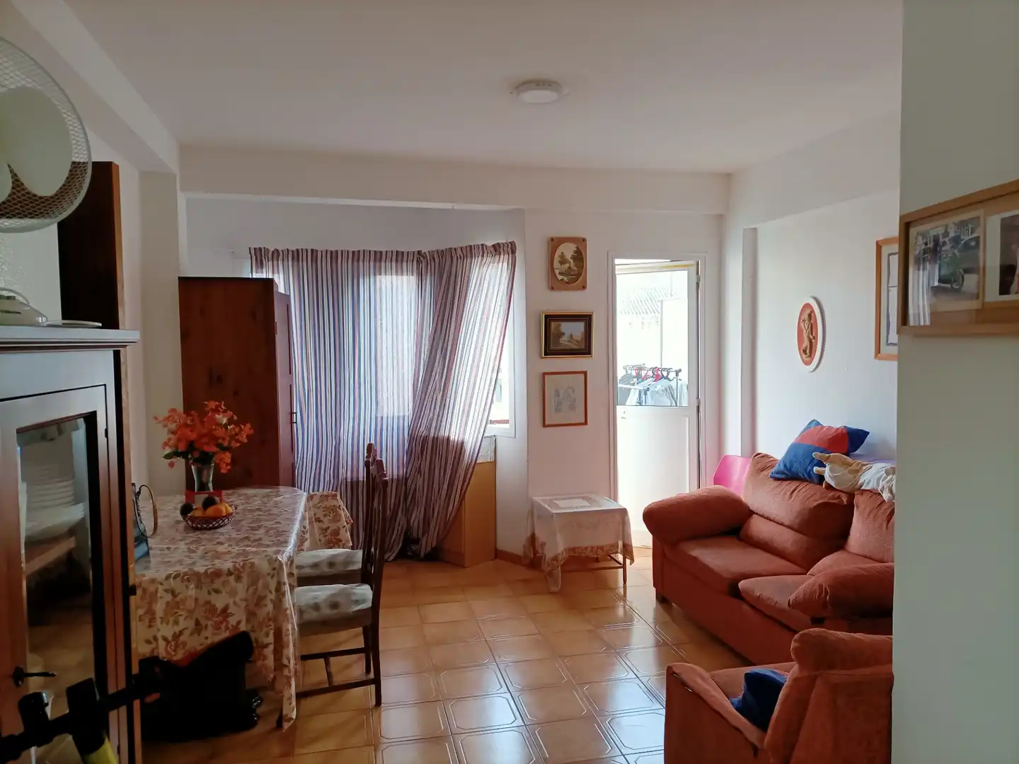 Sala d'estar de Pis en venda en  Santa Cruz de Tenerife Capital amb Moblat, Forn i Rentadora