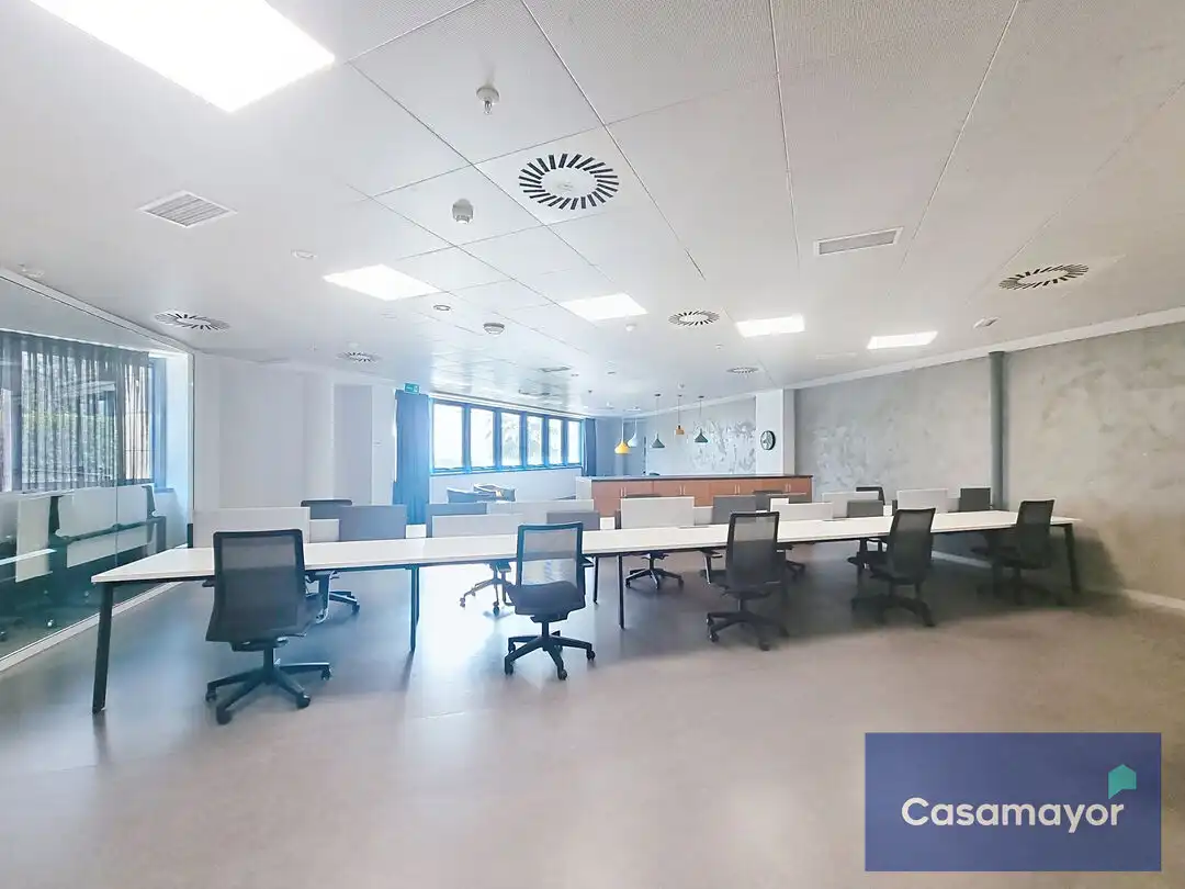 Ufficio con ascensore in affitto a Avinguda de Jean Claude Combaldieu, imagen 5