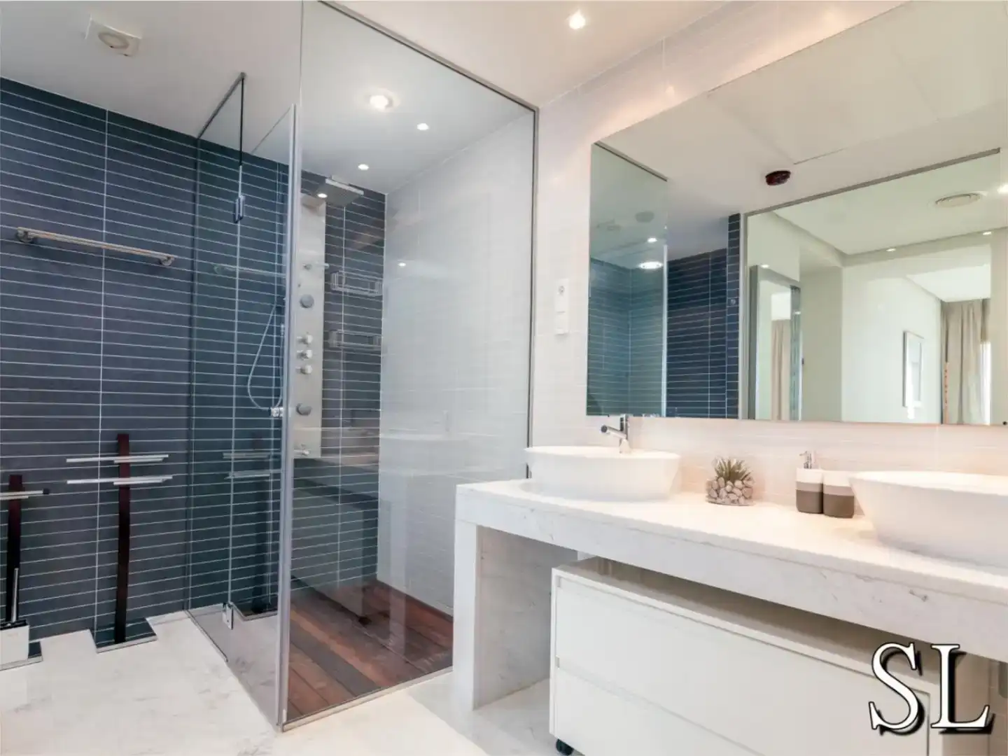 Bathroom of Flat for sale in Altea  with Air Conditioner and Swimming Pool