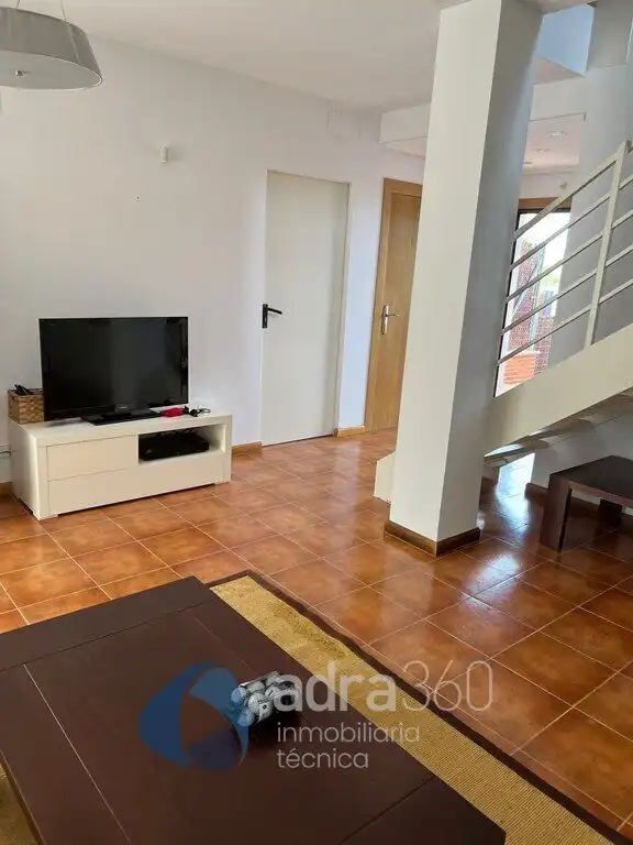 Sala d'estar de Casa o xalet en venda en Cirueña amb Calefacció, Jardí privat i Terrassa