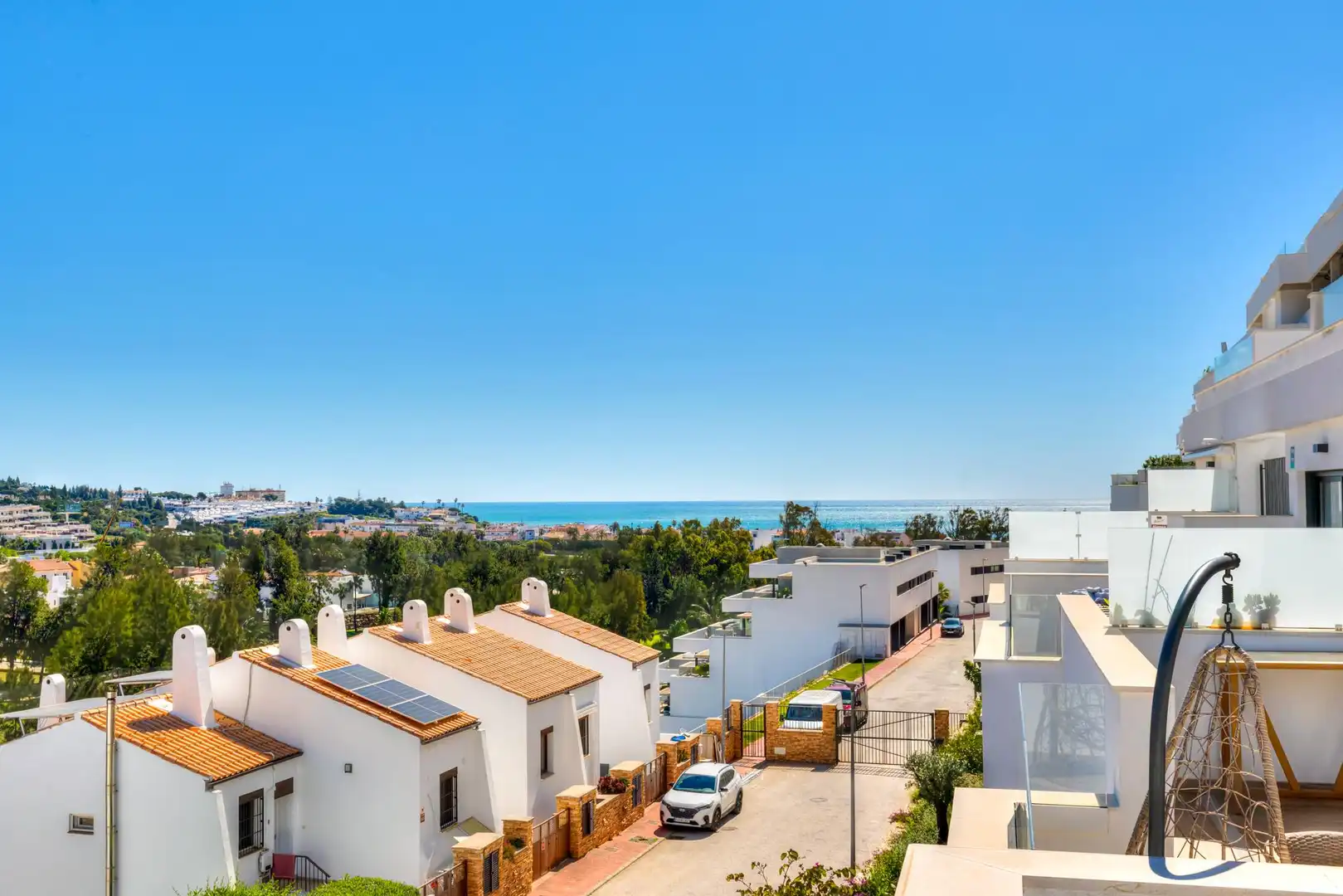 Vista exterior de Apartamento de alquiler en Mijas con Aire acondicionado, Calefacción y Jardín privado