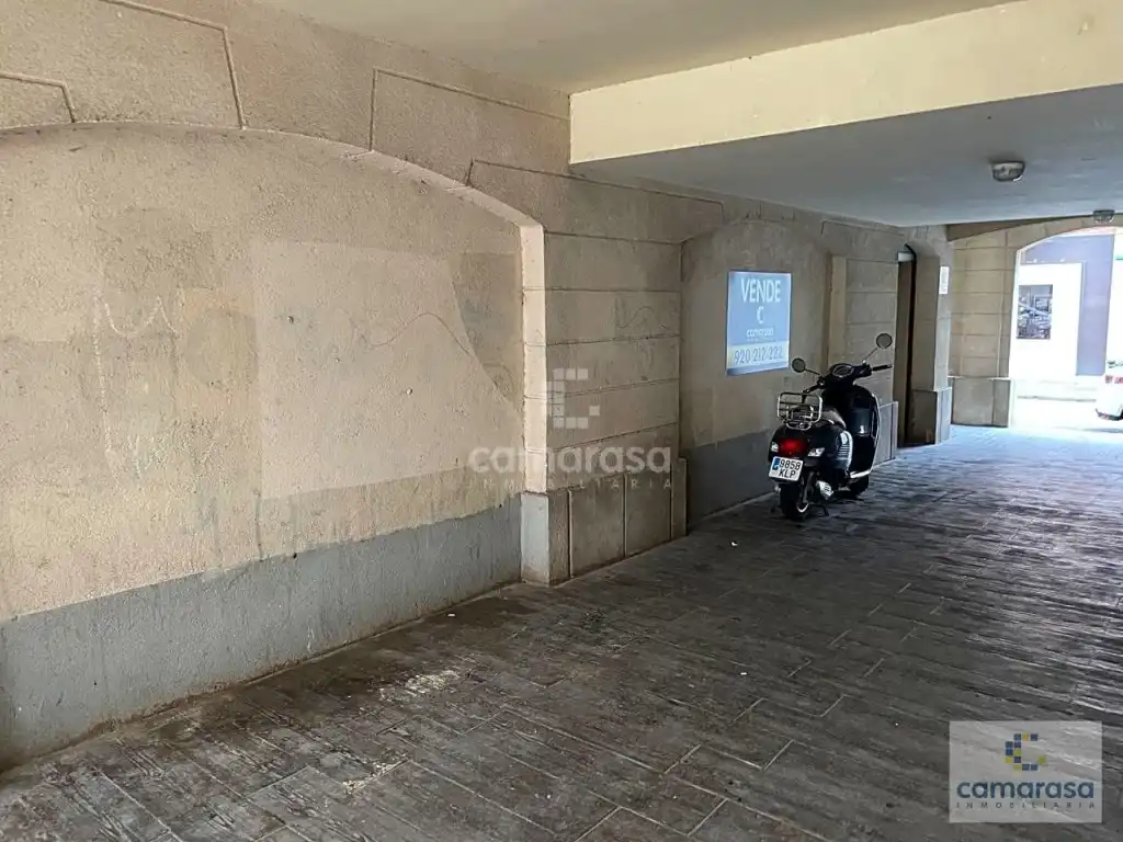 Local en venta en Calle Don Juan José Martín, 1, Centro