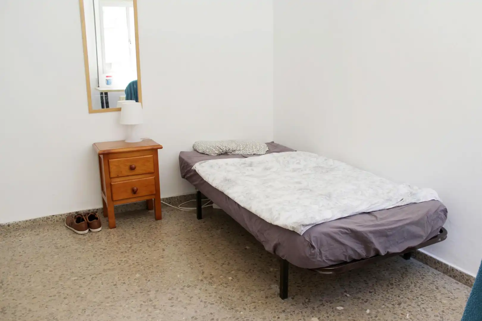 Schlafzimmer von Wohnung zur untervermieten in Sevilla mit Möbliert, Waschmaschine und Fernseher