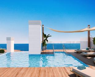 Piscina de Apartament en venda en Estepona amb Aire condicionat i Terrassa