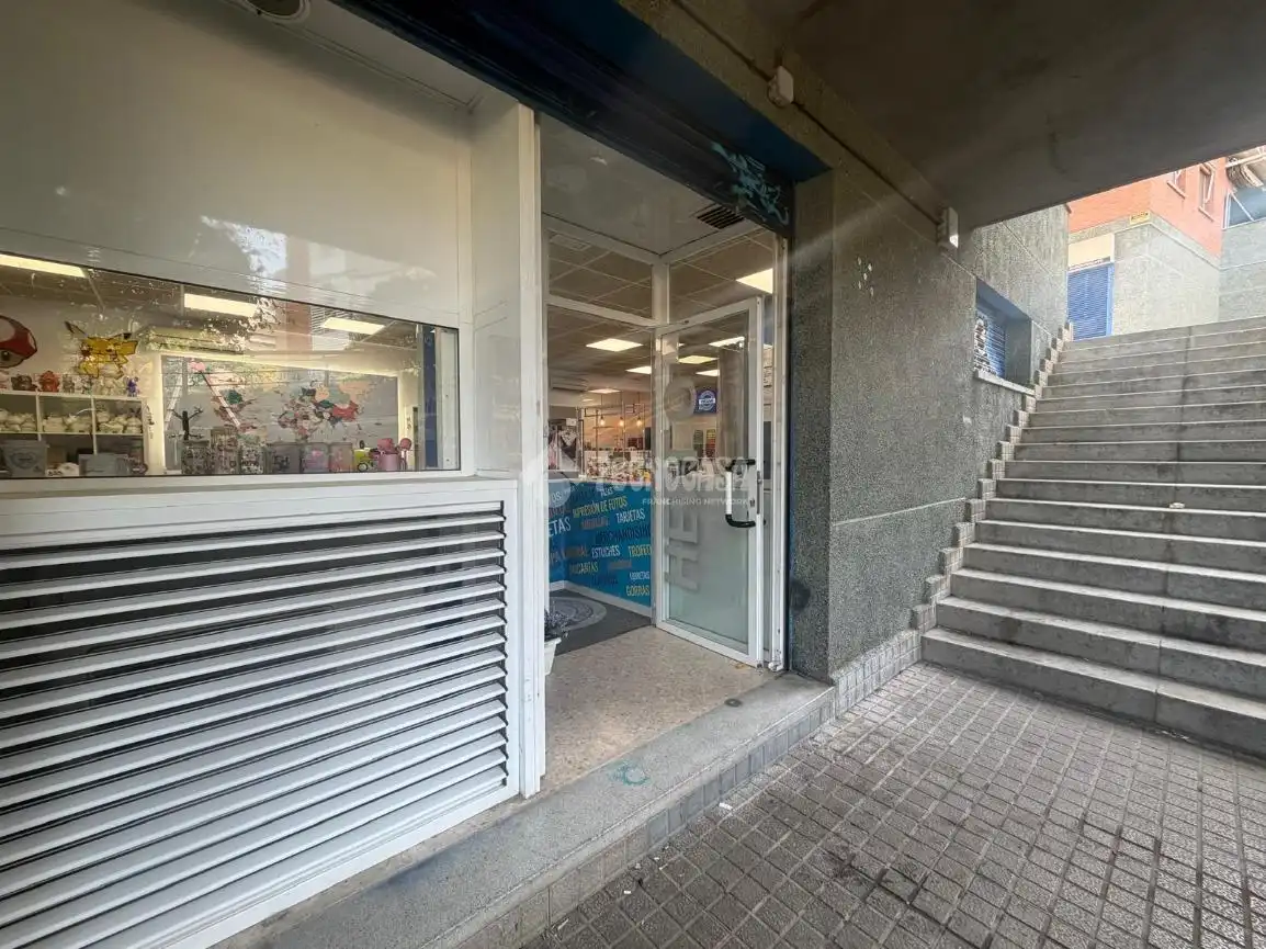 Business premises for sale in Sant Vicenç Dels Horts